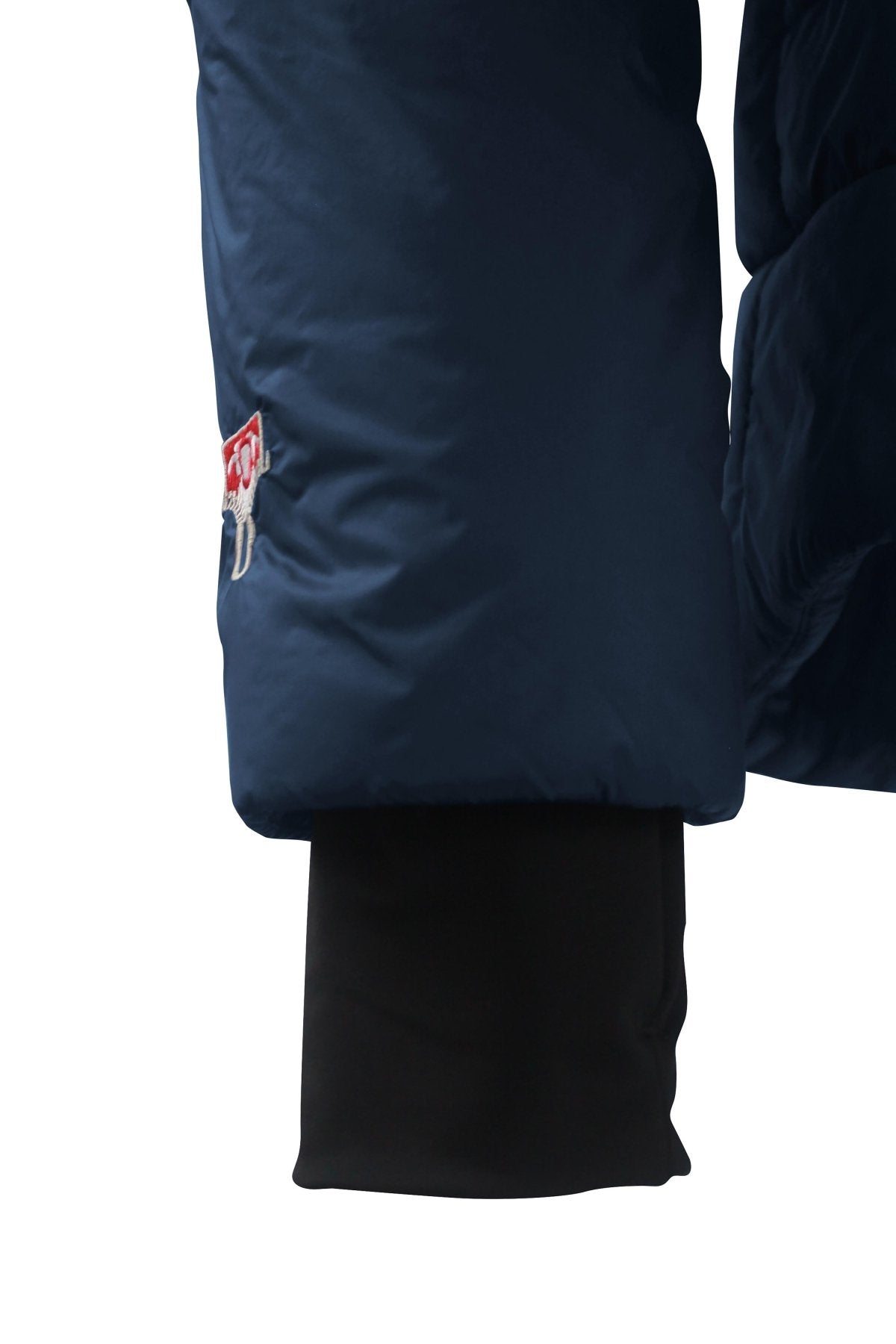 gr-ezi-bag-the-faithful-downwool-jacket-women-s-blue-ashes-winter-isolationsjack image 6