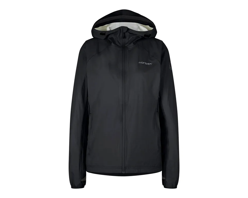 nordisk-brenna-2-5-layer-damen-jacke-ultraleichte-regenjacke-in-schwarz image 1