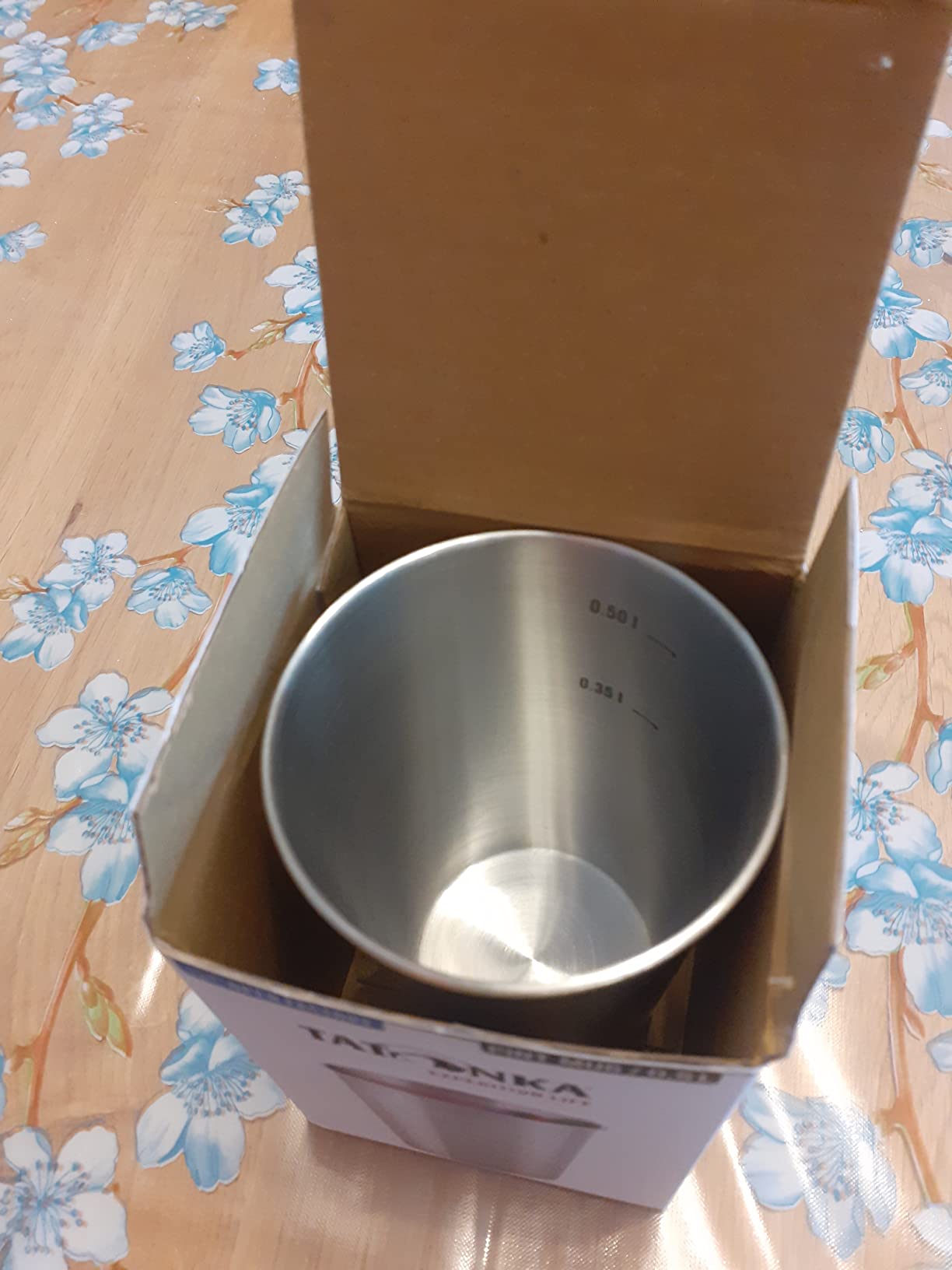 Guter Becher, aber ohne Henkel gewöhnungsbedürftig