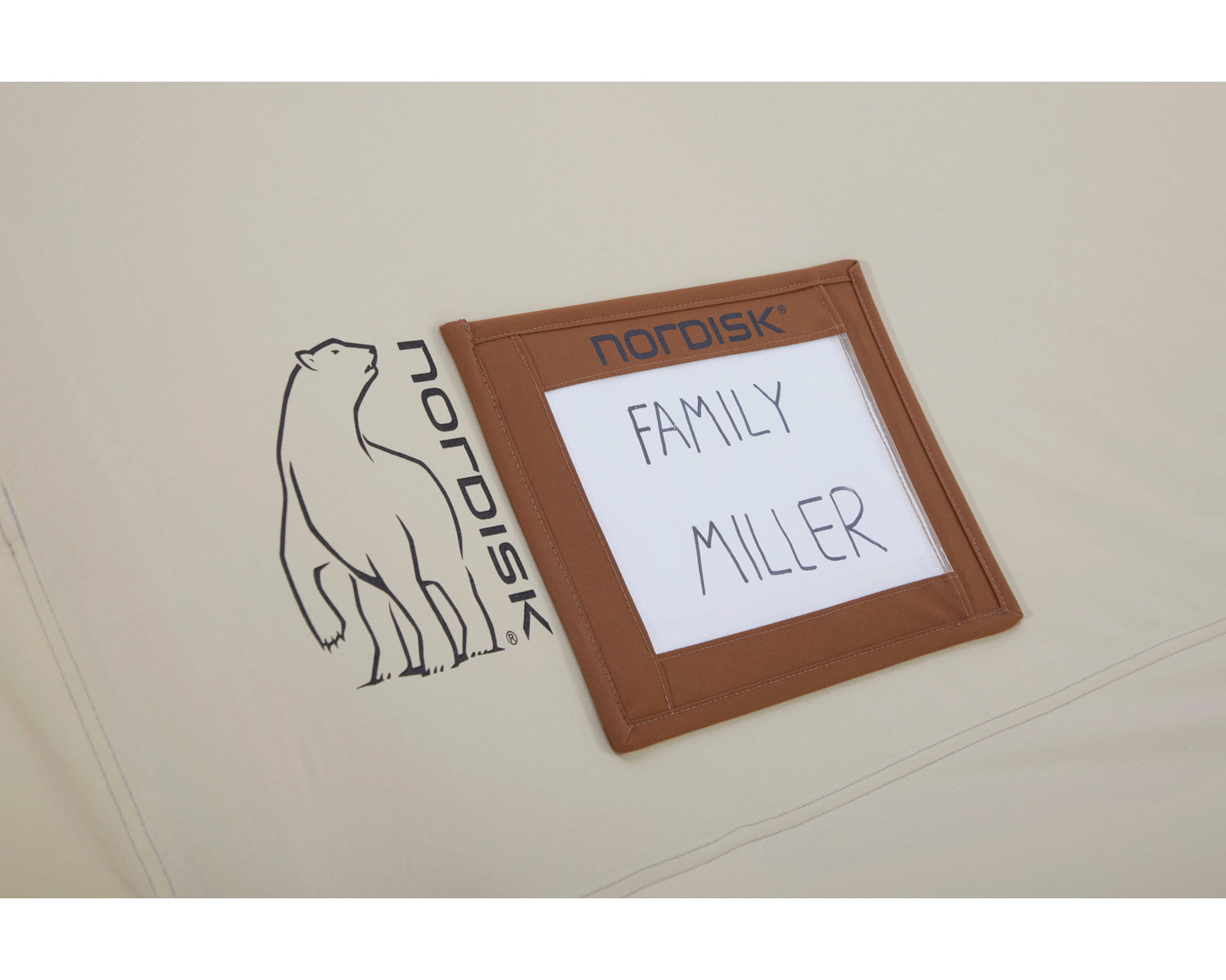 nordisk-name-boards-2-stk-dackel-chocolate-magnetische-namensschilder-f-r-zelte image 3