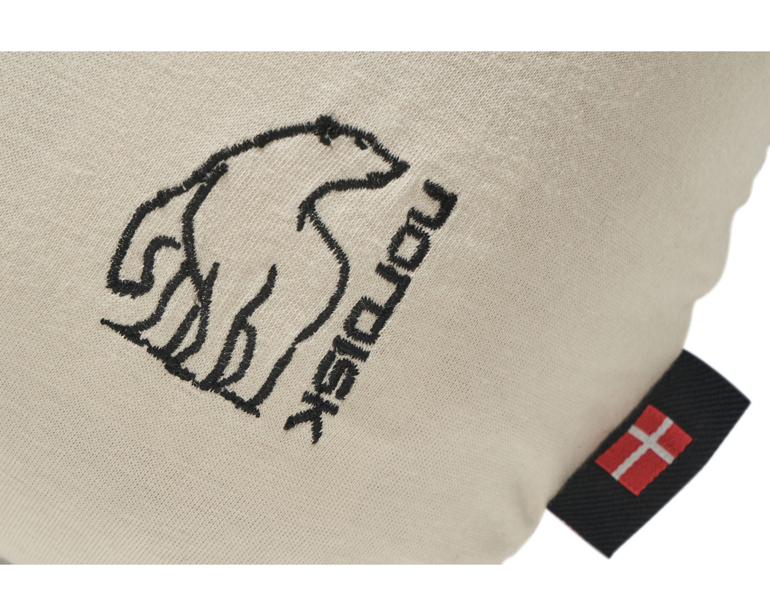 nordisk-aften-peanut-pillow-ergonomisches-nackenkissen-sandshell image 2