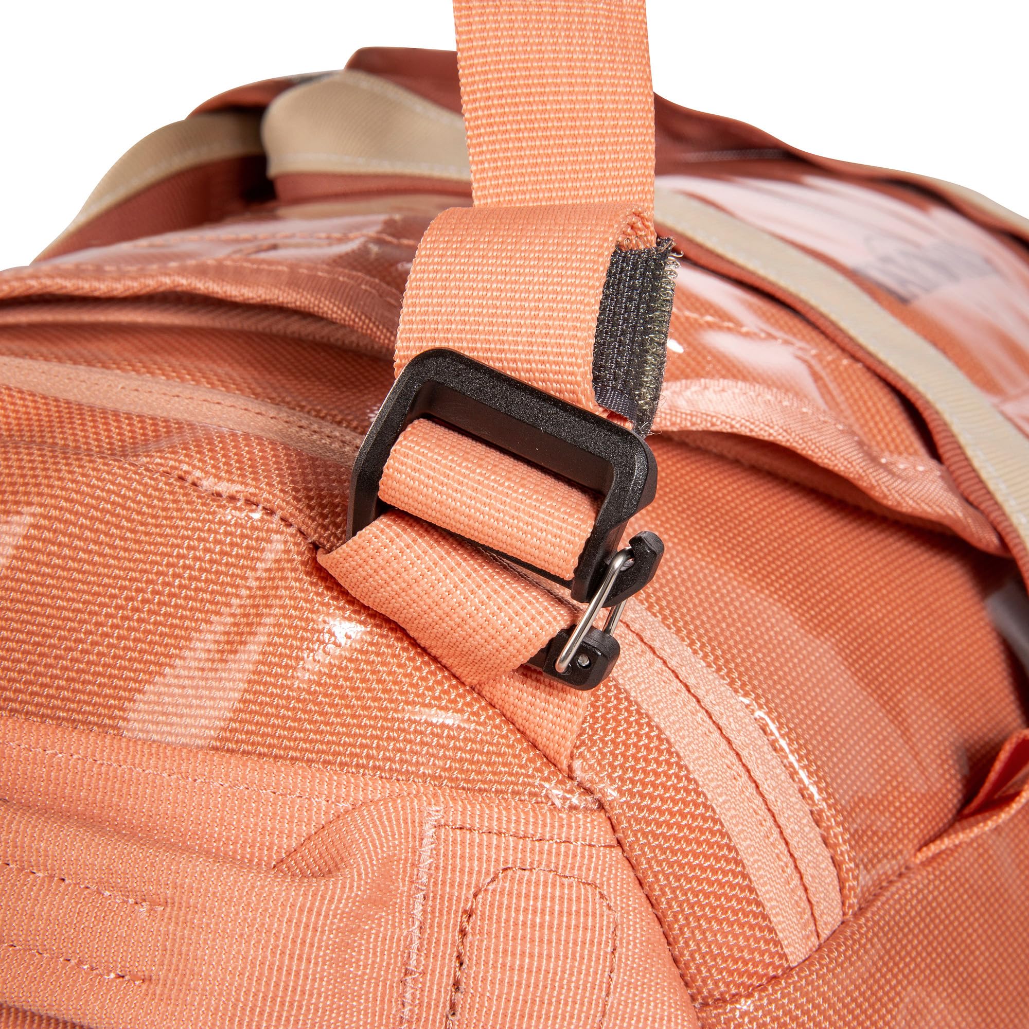 tatonka-barrel-25-liter-reisetasche-mit-rucksackfunktion-wasserfest image 7