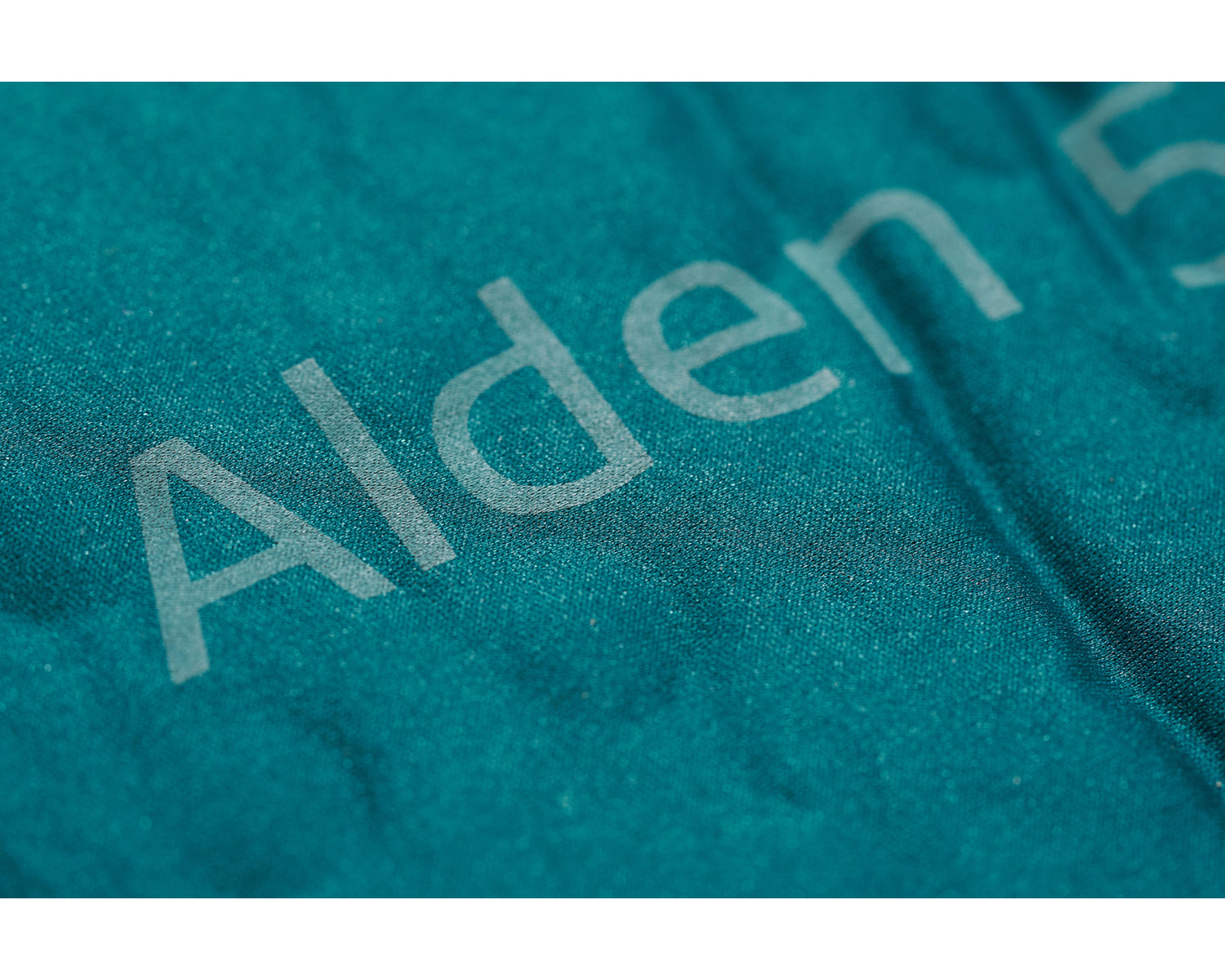 nordisk-alden-5-0-s-isomatte-reflecting-pond-blue-5-cm-dick-kurz image 4