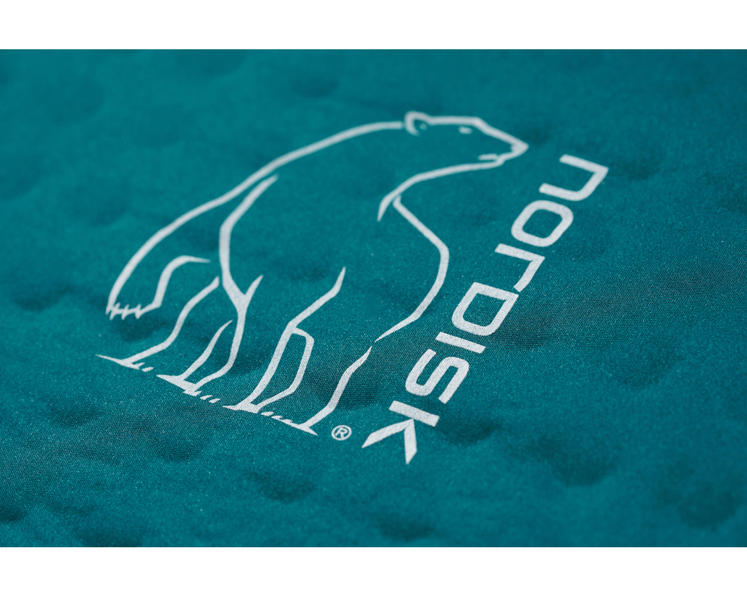 nordisk-alden-5-0-s-isomatte-reflecting-pond-blue-5-cm-dick-kurz image 3