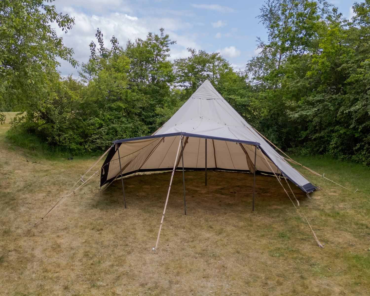 nordisk-valhal-35-tipi-eventzelt-35-m-sandshell-f-r-bis-zu-20-personen image 1