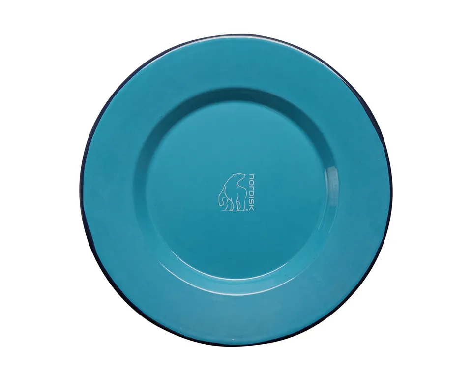 nordisk-madam-bl-teller-sky-blue-emaillierter-camping-teller-im-retro-design image 1