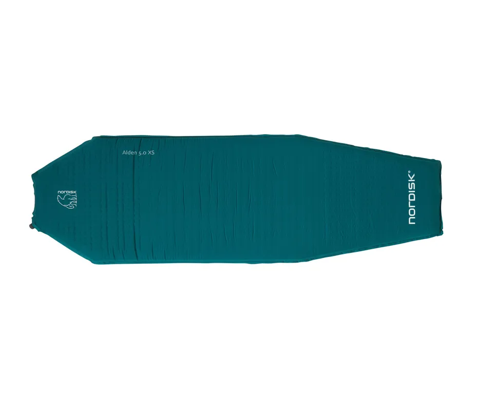 nordisk-alden-5-0-s-isomatte-reflecting-pond-blue-5-cm-dick-kurz image 1