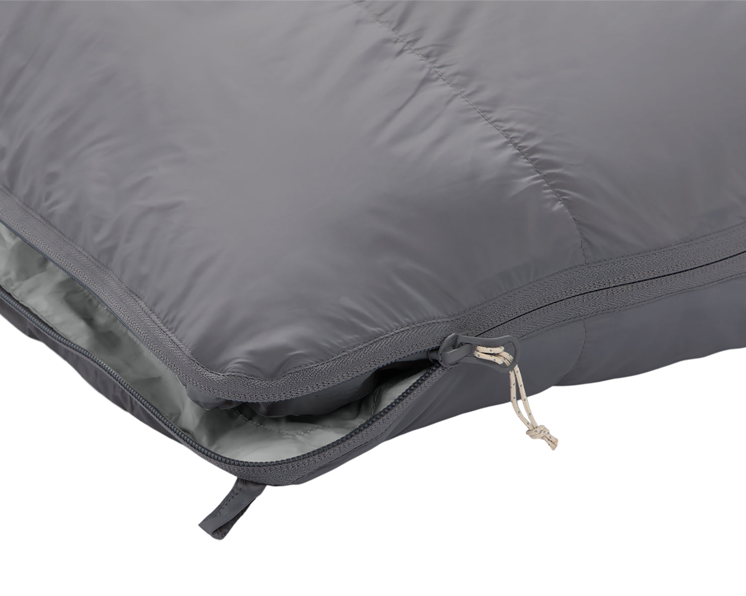 nordisk-freja-5-blanket-schlafsack-silver-filigree-grey-daune-deckenform image 7
