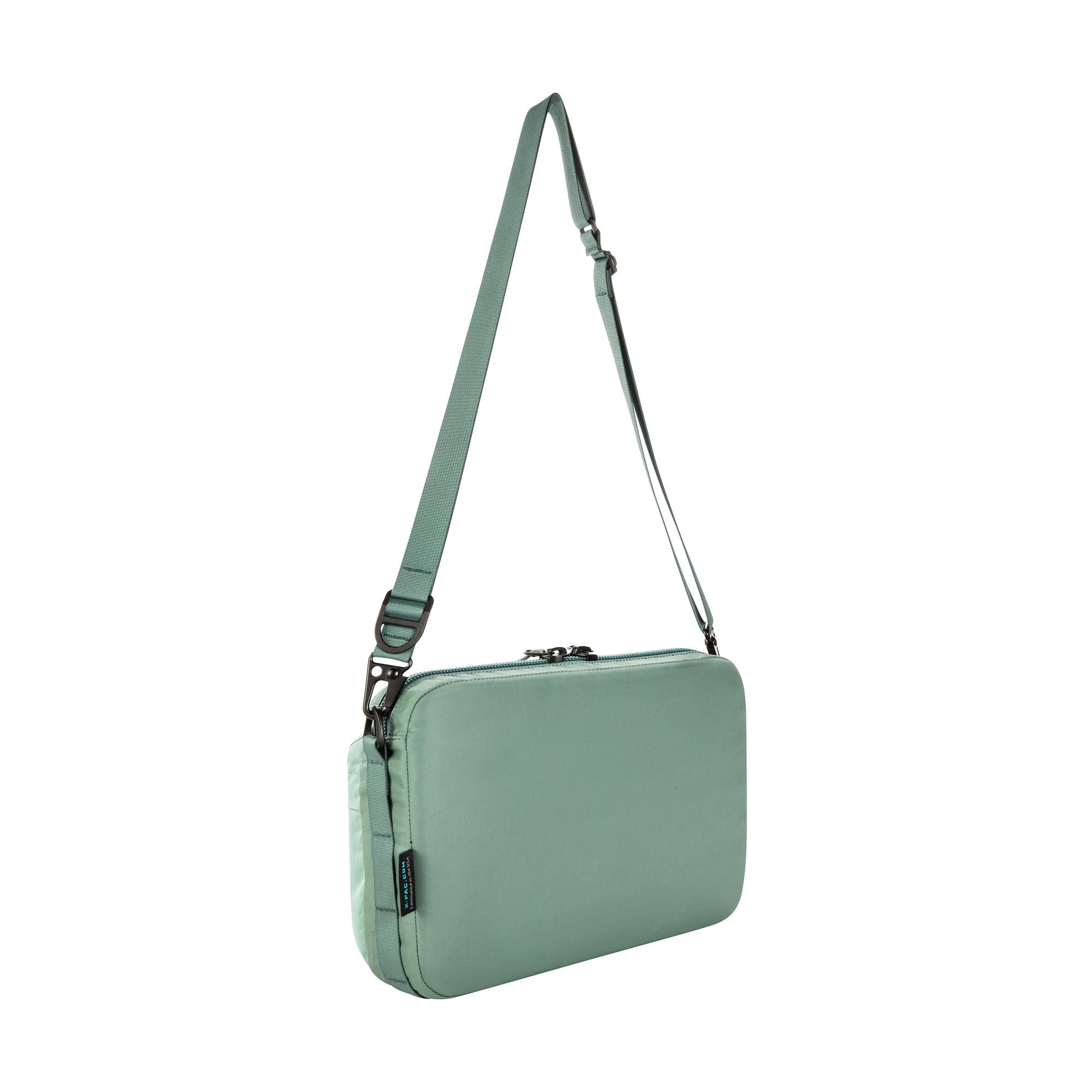tatonka-cross-body-bag-l-umh-ngetasche-4l-22x30x6-cm image 2