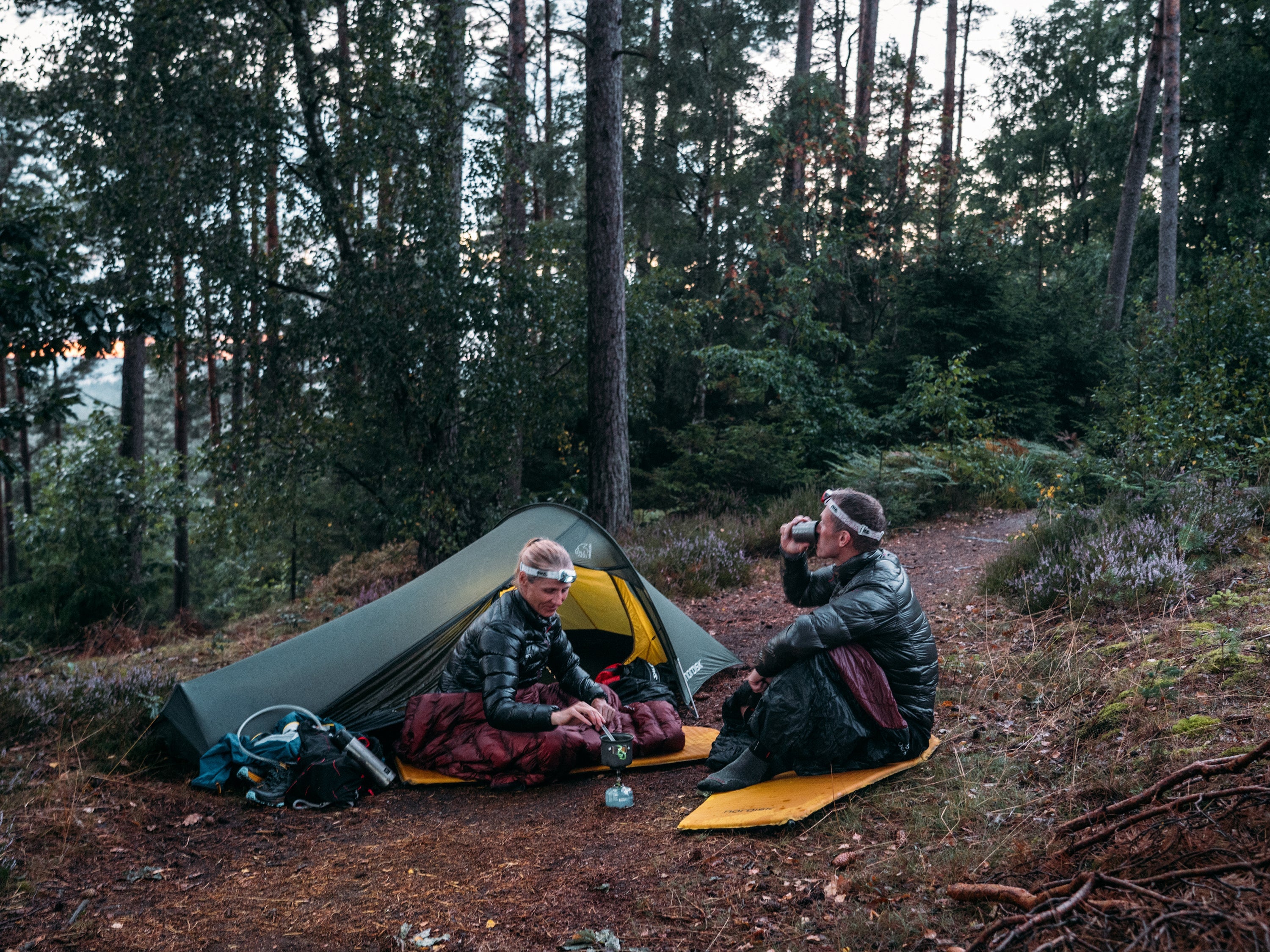 nordisk-lofoten-2-ulw-ultraleicht-zelt-2-personen-forest-green-500-g image 2