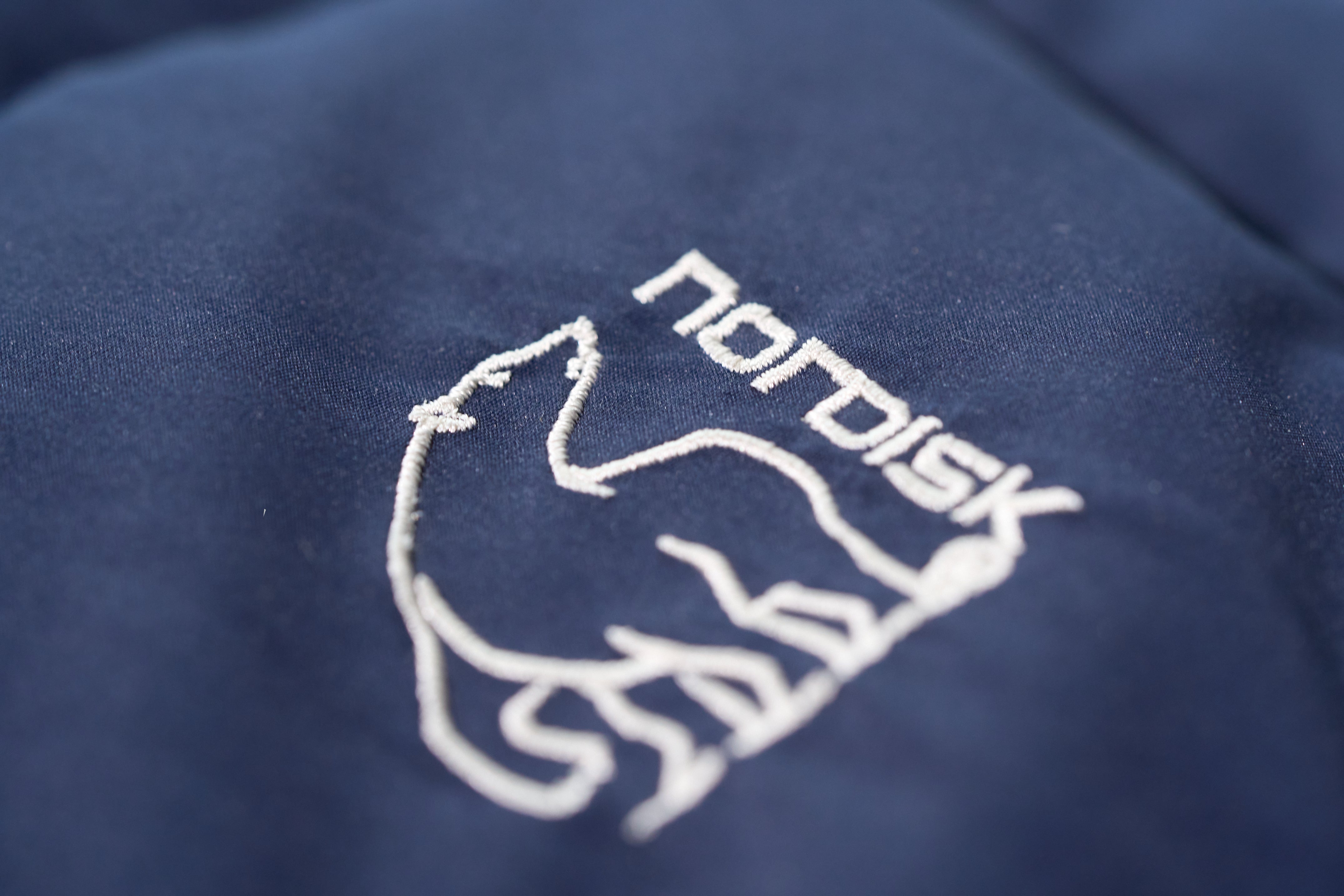 nordisk-125-years-caravan-unisex-daunenweste-maritime-blue-heritage-design image 5